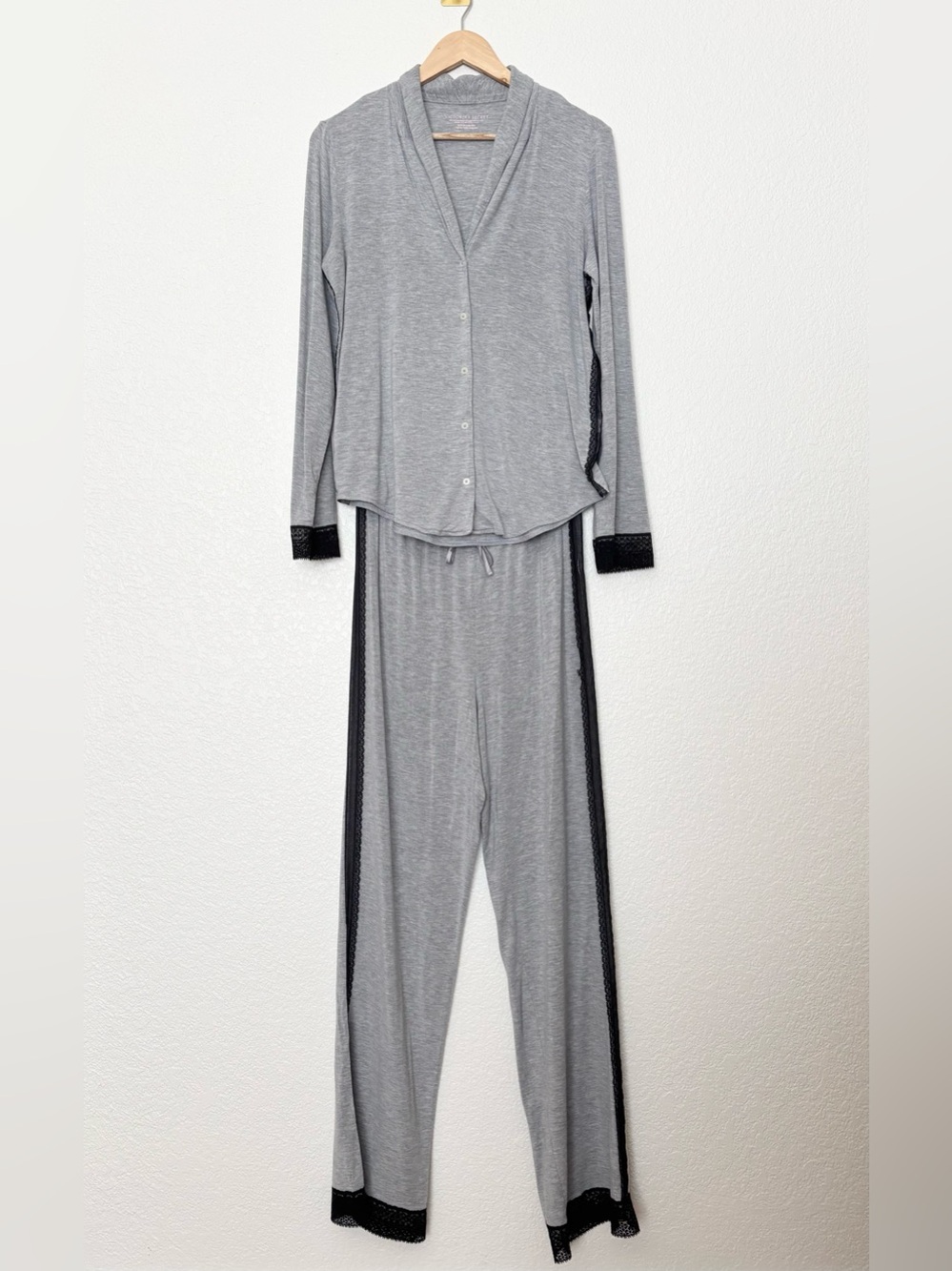 Victoria’s Secret Gray Black Lace Trim Pajama Set Small